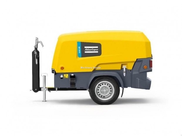 Atlas Copco XAS 58-7 portable diesel air compressor with license plate